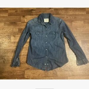 New!! Abercrombie And Fitch Soft Denim Button-Up Shirt in Dark Denim Blue